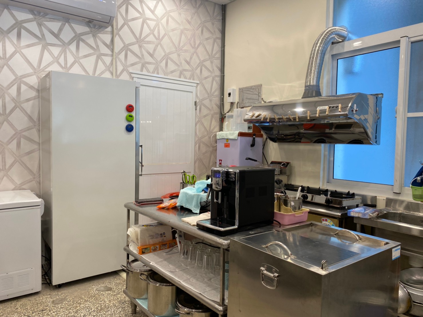 B家族複合式餐飲 旗山 高雄 營業用咖啡機 商用全自動 小型機 GAGGIA