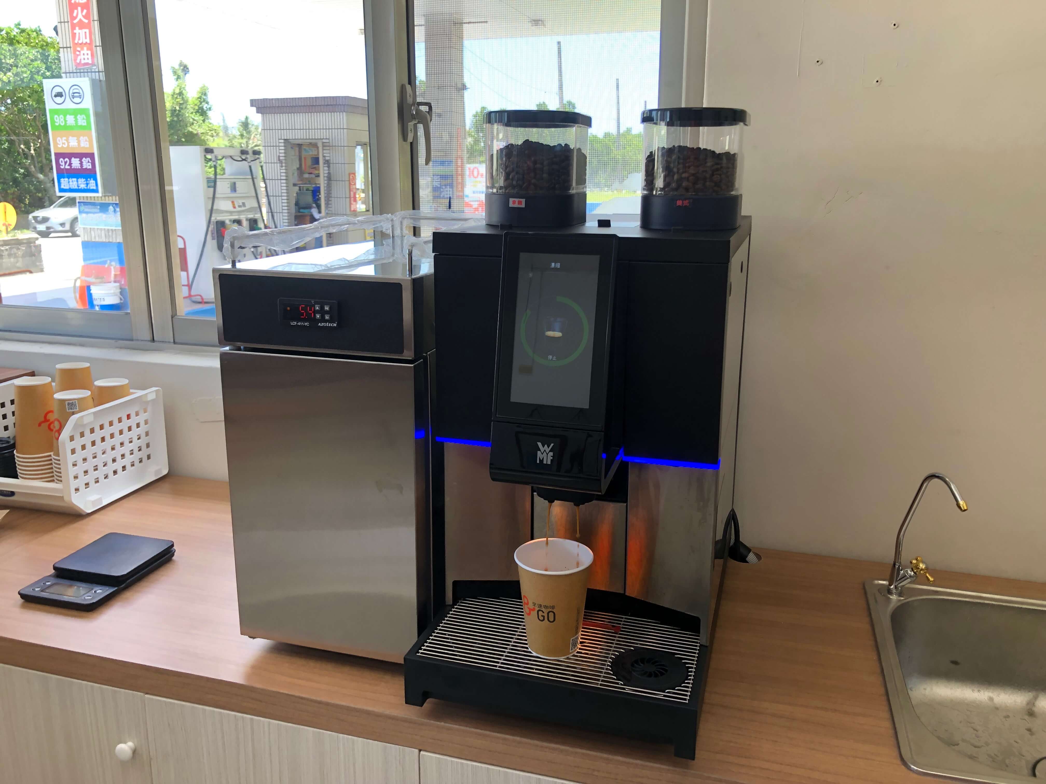 販售wmf1300S營業型全自動咖啡機並至台東興盛加油站安裝照