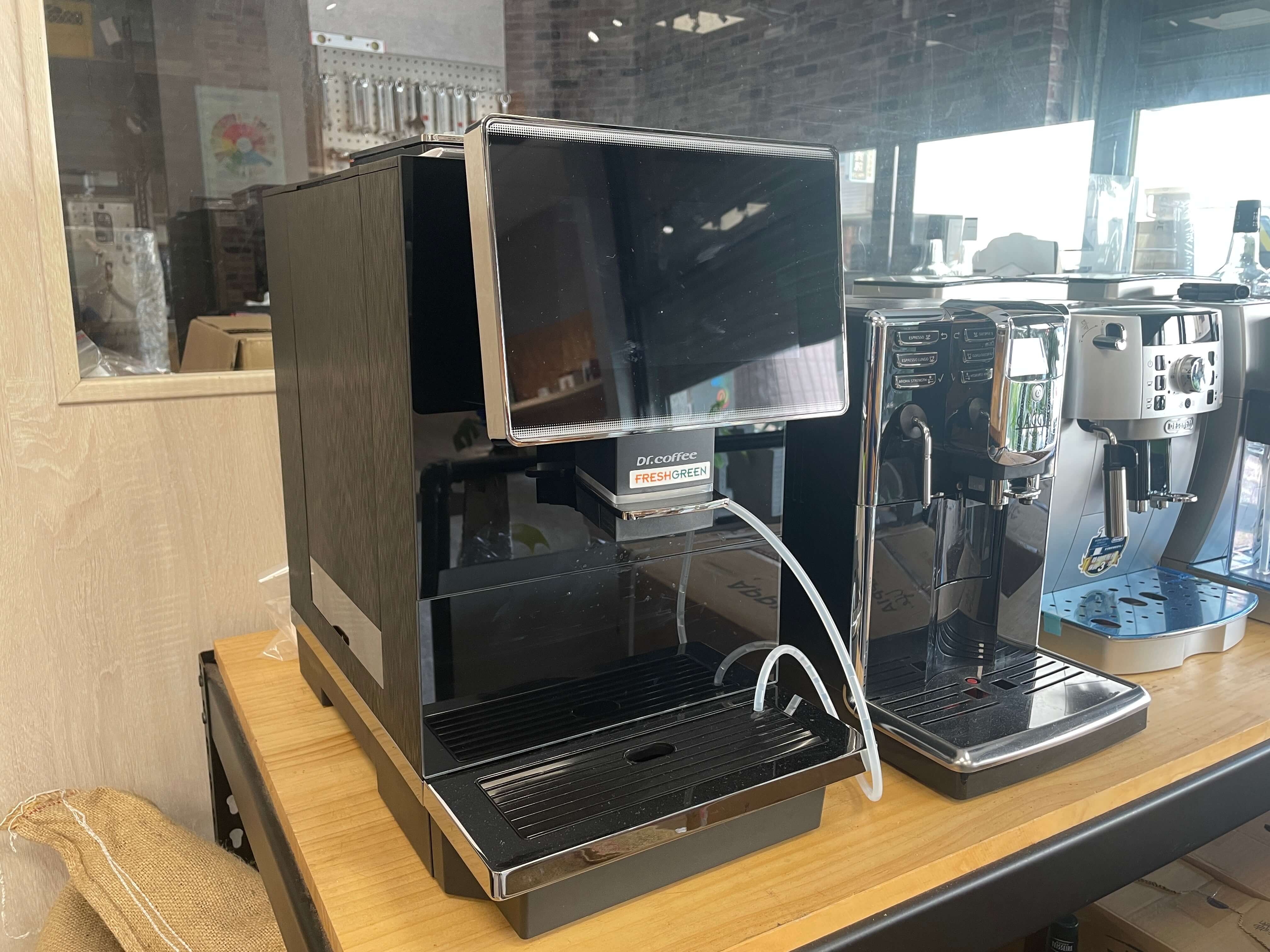 咖博士c11全自動咖啡機在台南啡事咖啡有展示機可現場看實機