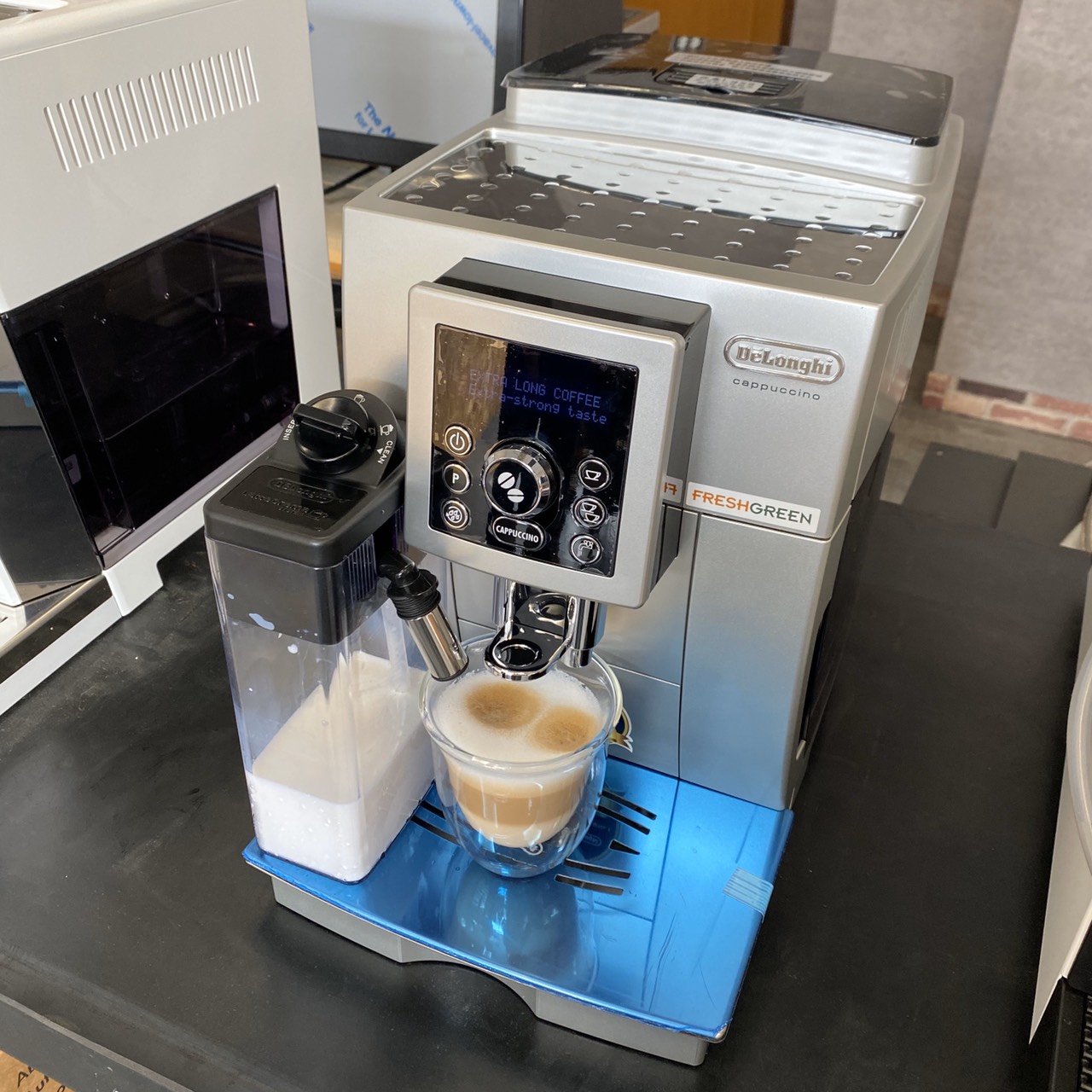 迪朗奇 ecam 23.460.s 全自動咖啡機 自動奶泡 奶壺 熱拿鐵 一鍵出咖啡 辦公室 貴賓室