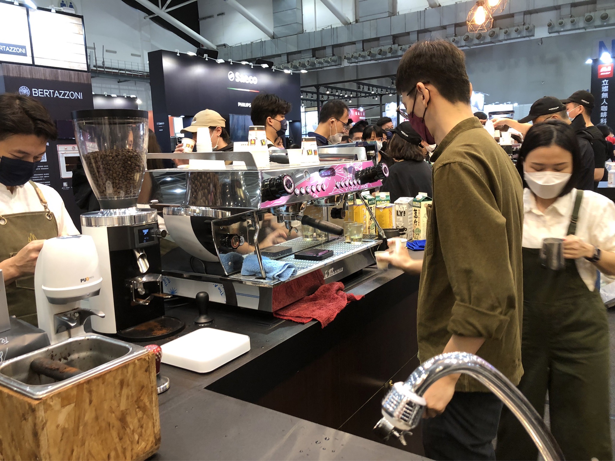 La Marzocco 新款GB5 雙孔半自動咖啡機 2 8beca