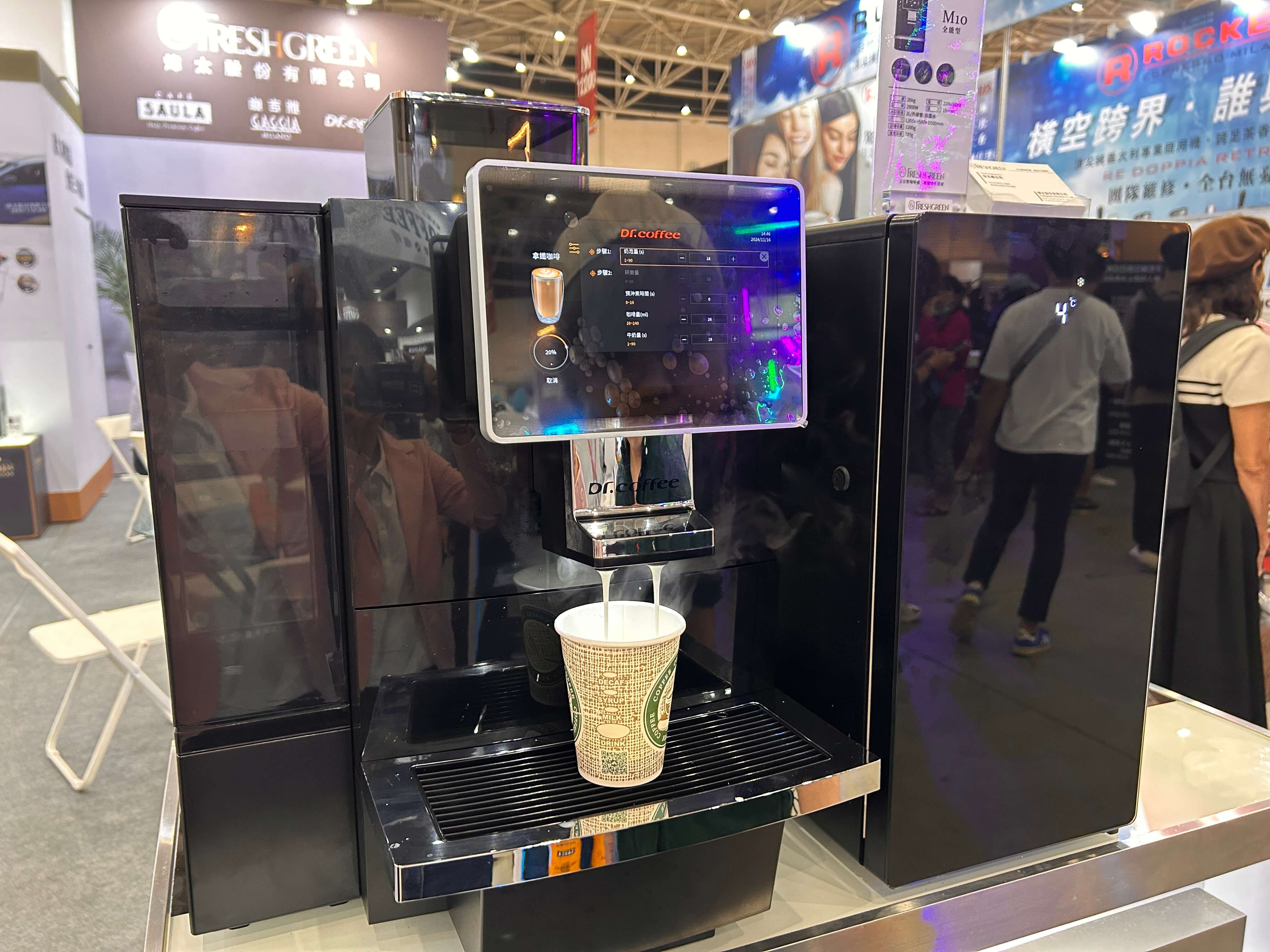 咖博士新機M10及牛奶冰箱